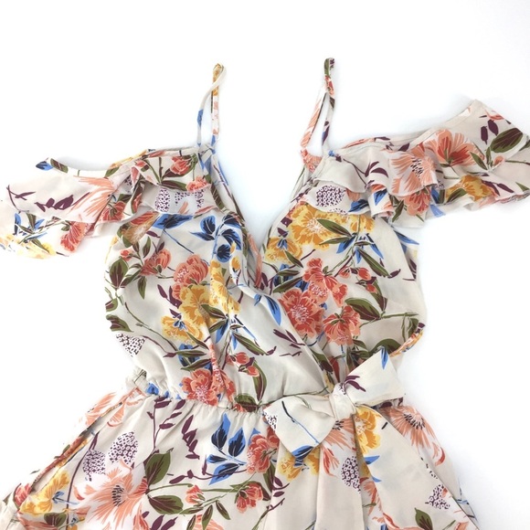 Band of Gypsies Floral Romper Cold-shoulder - Picture 2 of 15